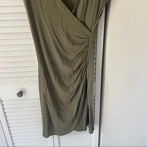 Ann Taylor Green Wrap Dress - Picture 3 of 7